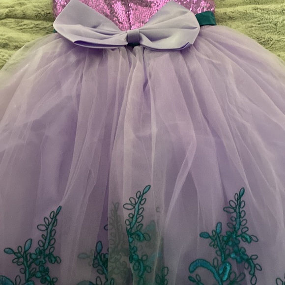 New Girls Royal “Ariel” dress - Picture 7 of 7